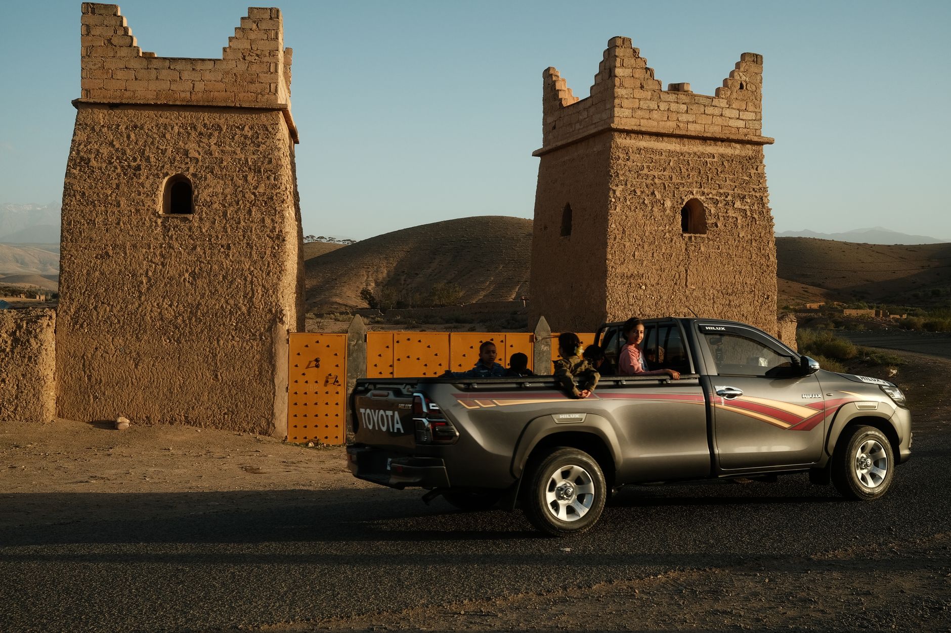 Comment prévenir sa famille en cas de problème au Maroc