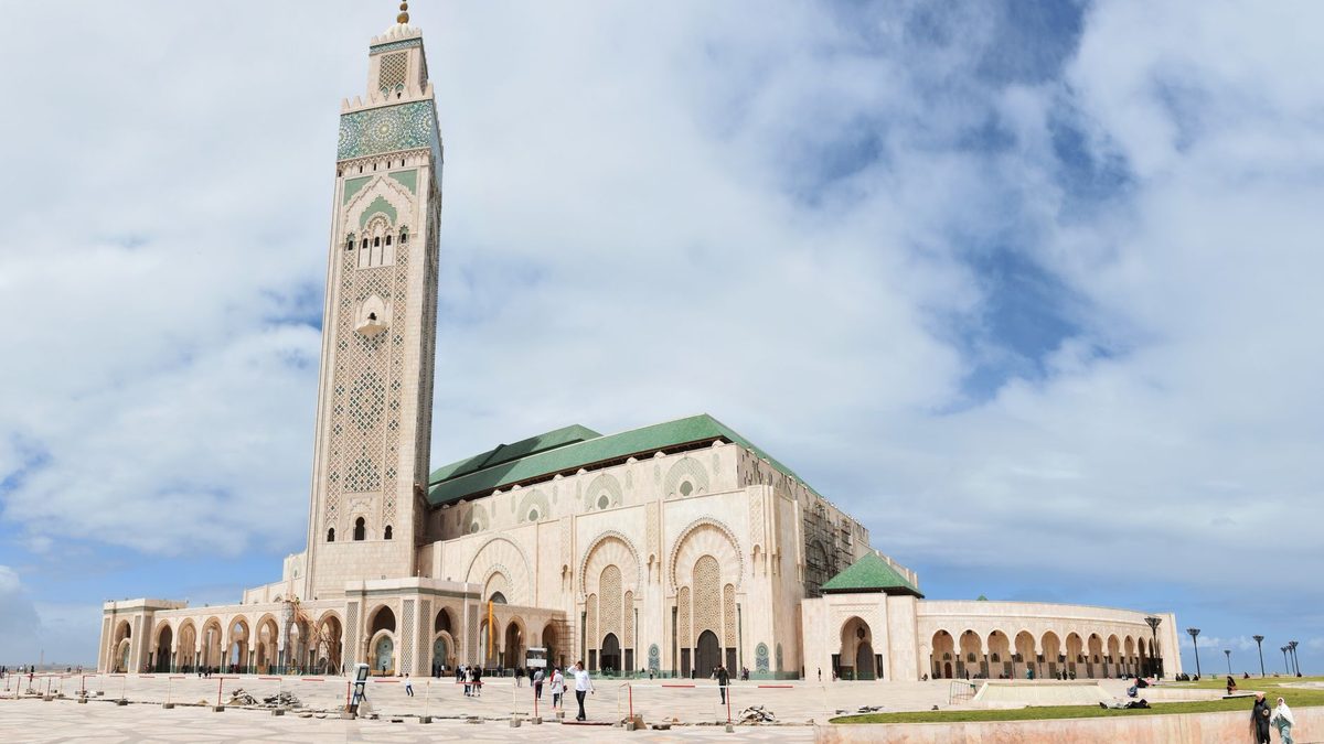 Cashless in Morocco: Pay Without Signal