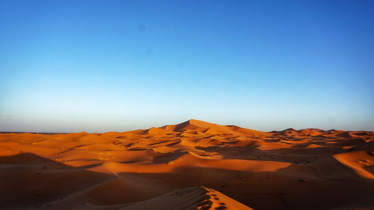 Stay Reachable on a Desert Trek in Morocco: eSIM Guide